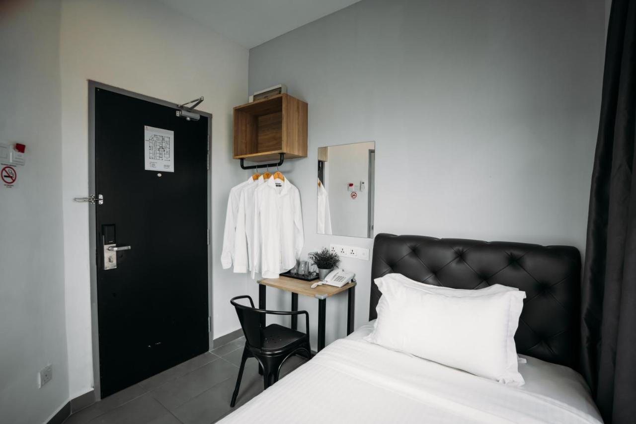 Standard Single Room,1006579222:JPEG